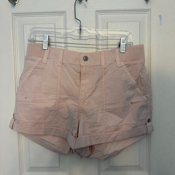 American Eagle Light Pink High Rise Cargo Shorts Size 8 - Picture 1 of 6